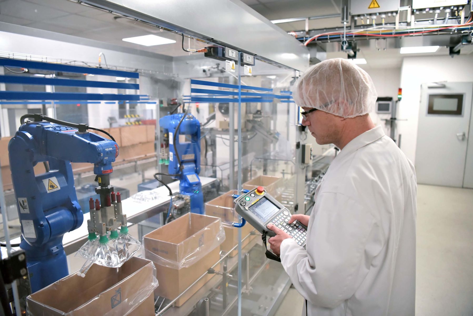 Collaborative Robots In Pharm Automate Org